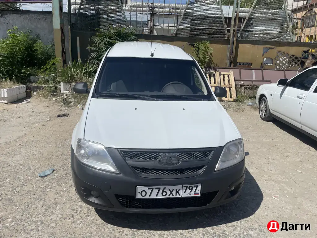 LADA (ВАЗ) Largus, 2017 года