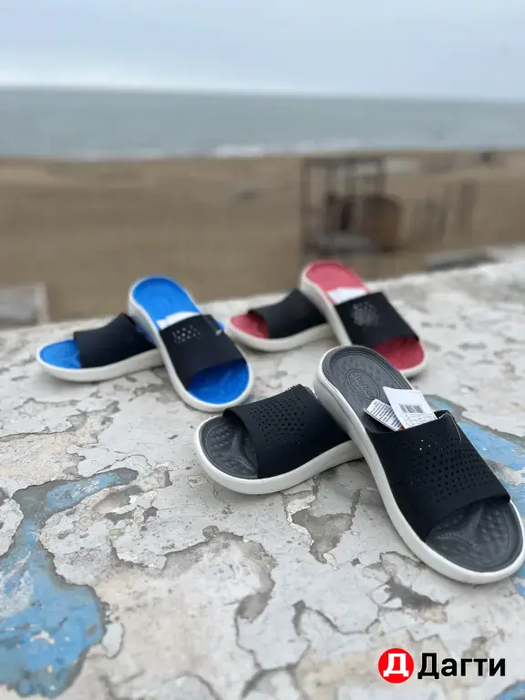 тапочки Crocs