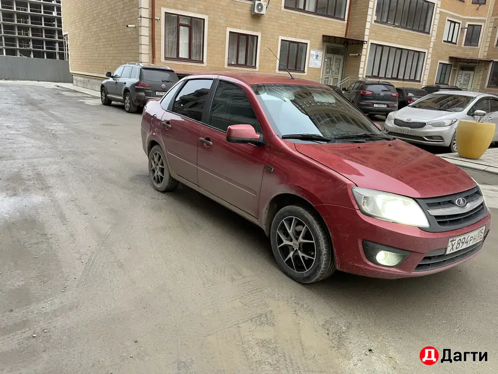 LADA (ВАЗ) Granta, 2013 года