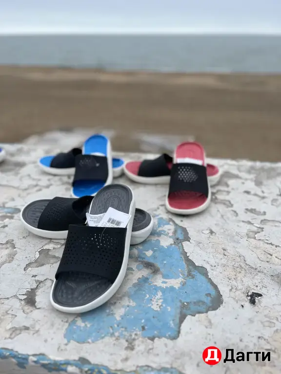 тапочки Crocs