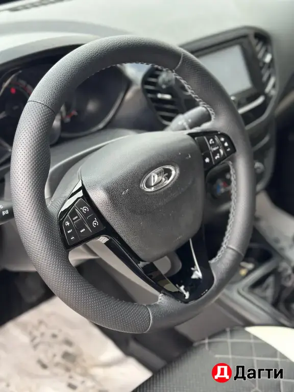 LADA (ВАЗ) Vesta, 2018 года