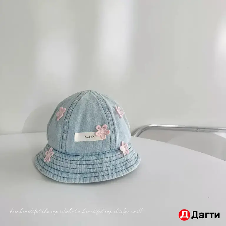 Кепки и панамы для детей в наличии