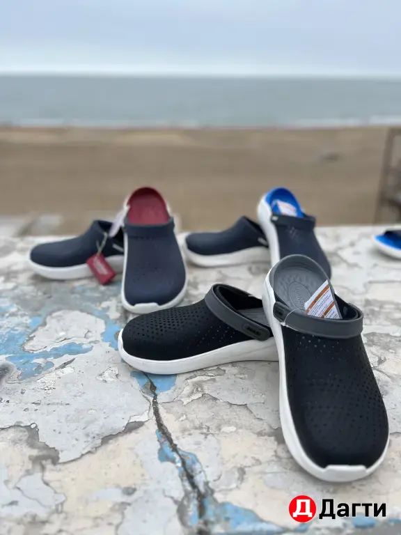 тапочки Crocs