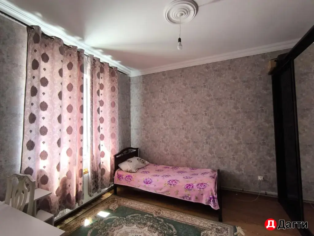 Частный дом в Каспийске, с готовым помещением под коммерцию