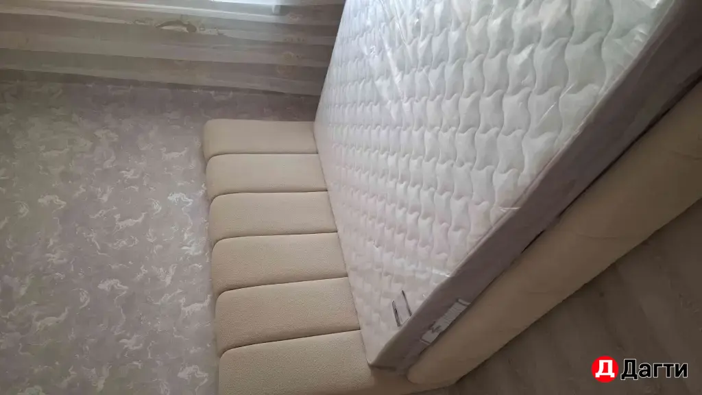 кровати от 90-200см до 200-200см .