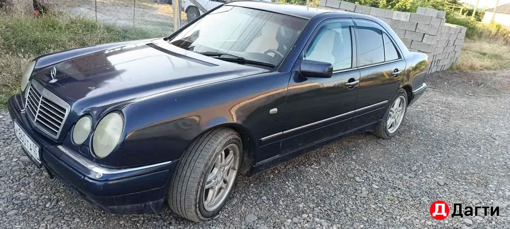 Mercedes-Benz E-Класс, 1995 года