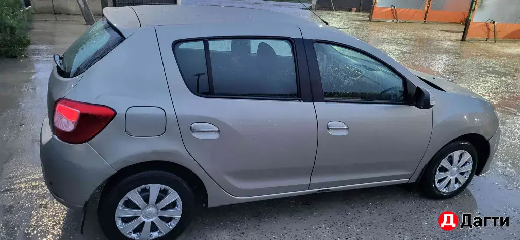 Renault Sandero, 2016 года