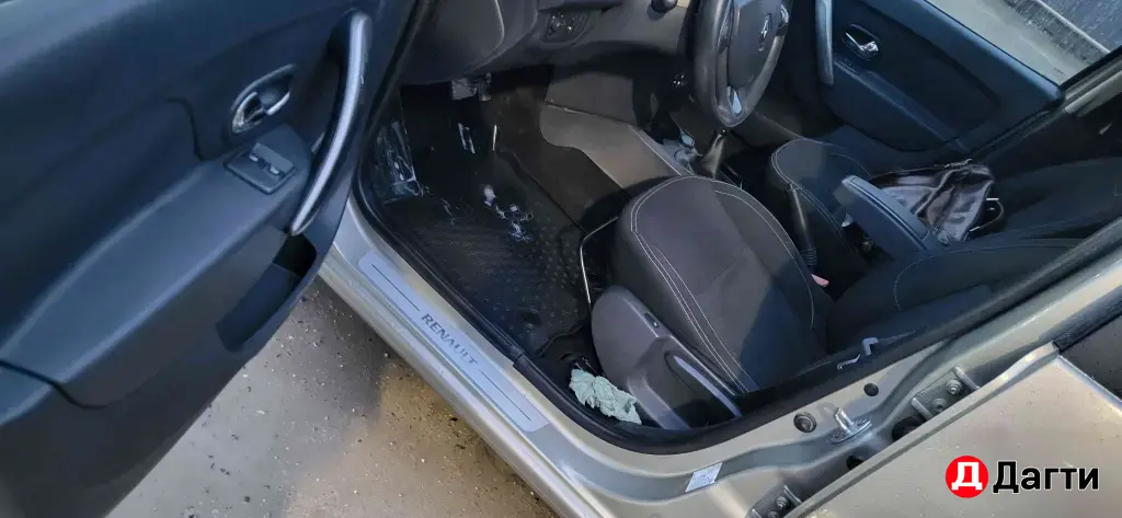 Renault Sandero, 2016 года