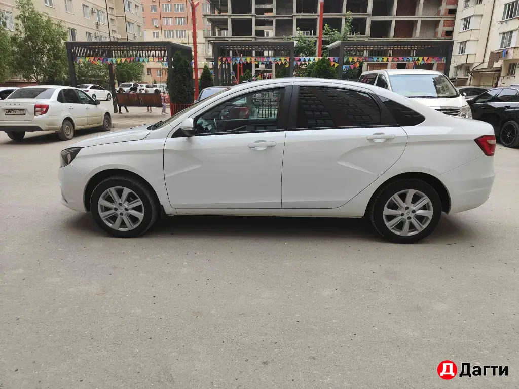 LADA (ВАЗ) Vesta, 2020 года