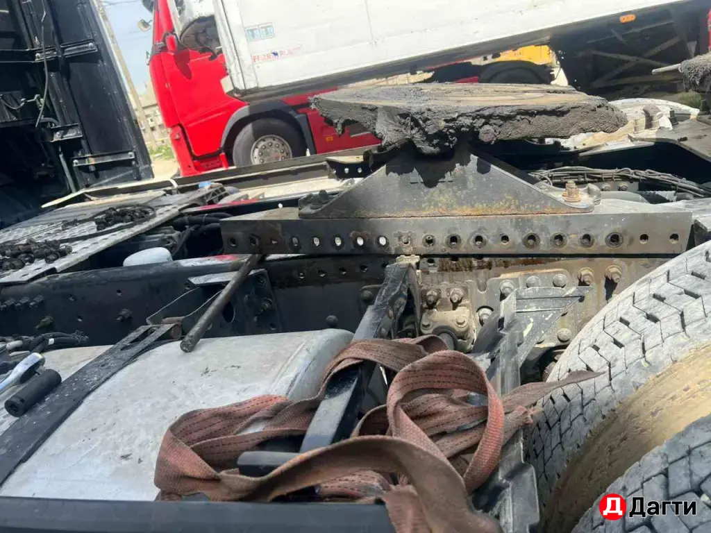 седло от Volvo fh4