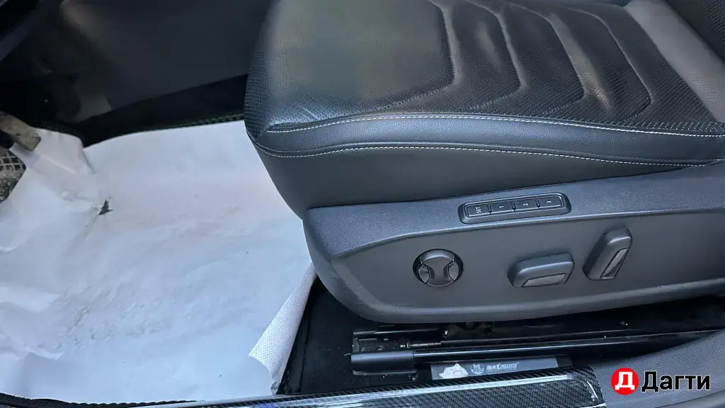 Volkswagen Jetta, 2020 года