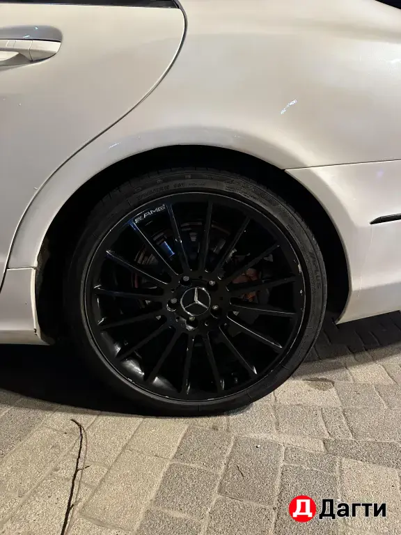 Mercedes-Benz CLS, 2011 года