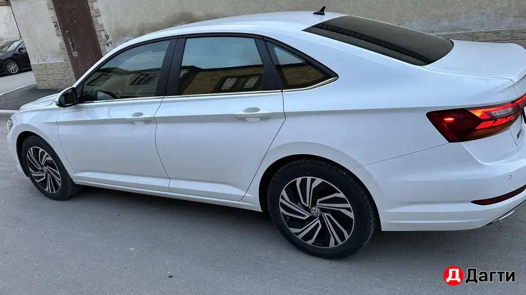 Volkswagen Jetta, 2020 года