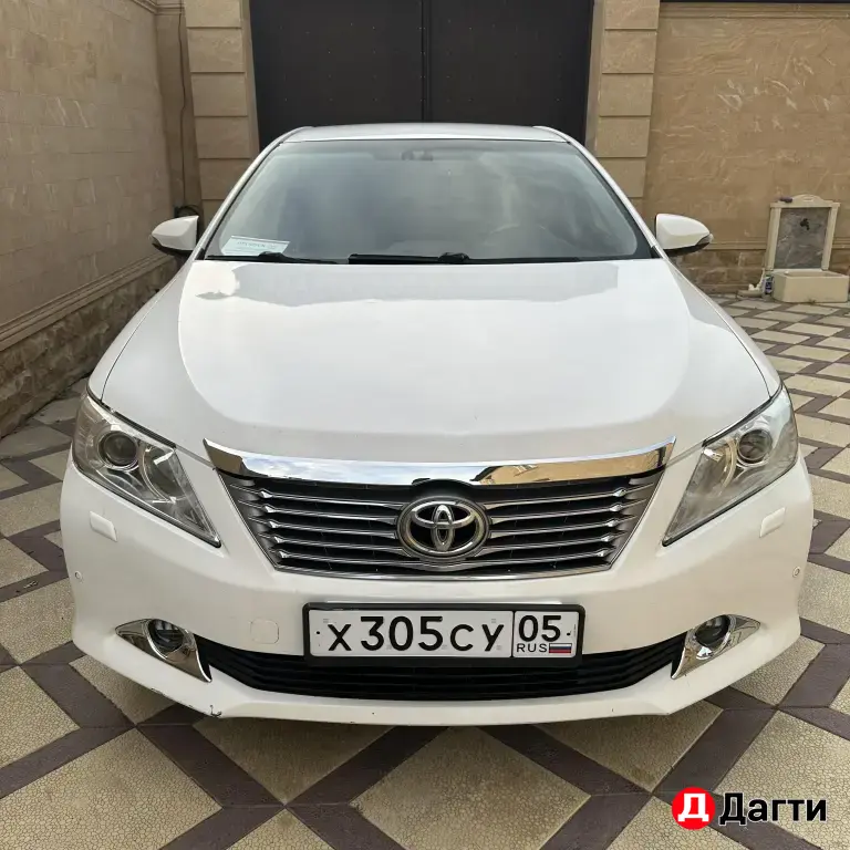 Toyota Camry, 2012 года