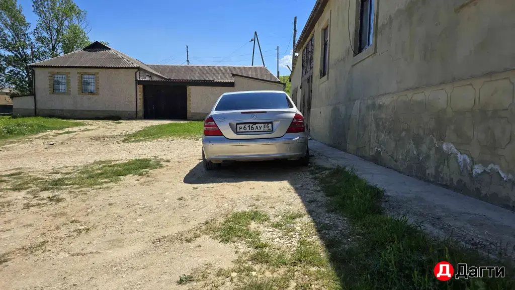 Mercedes-Benz E-Класс, 2004 года