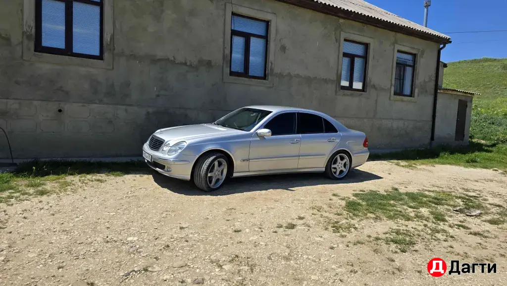 Mercedes-Benz E-Класс, 2004 года