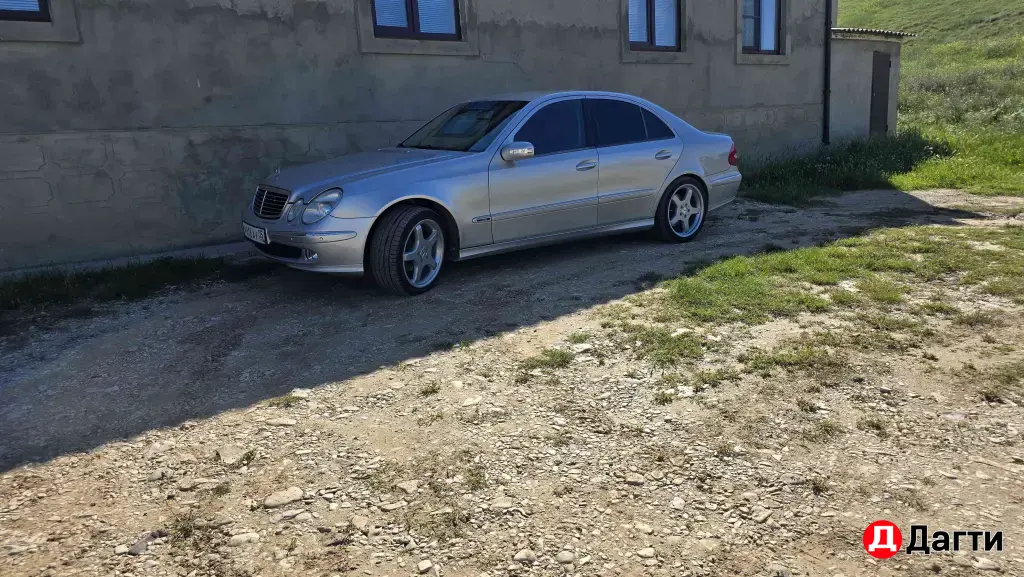 Mercedes-Benz E-Класс, 2004 года