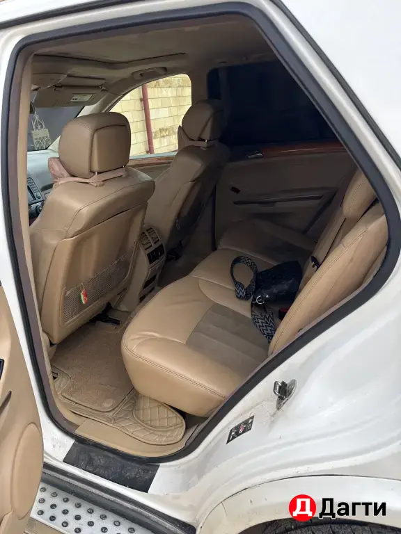 Mercedes-Benz M-Класс, 2005 года