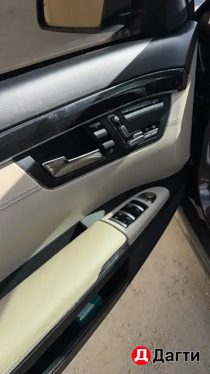 Mercedes-Benz S-Класс, 2011 года