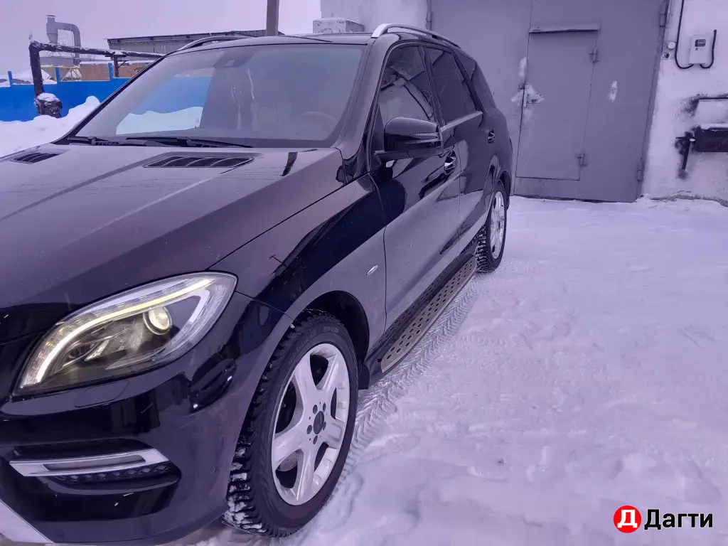 Mercedes-Benz M-Класс, 2012 года