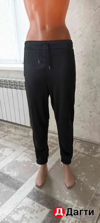 Спортивные брюки
