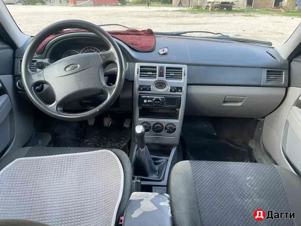 LADA (ВАЗ) Priora, 2011 года