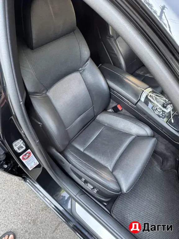 BMW 7 серии, 2010 года