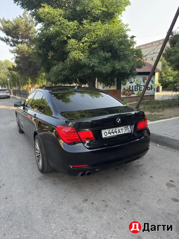 BMW 7 серии, 2010 года