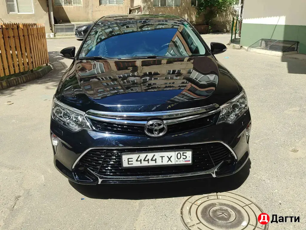 Toyota Camry, 2015 года