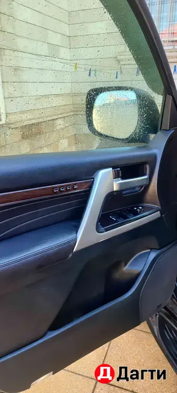 Toyota Land Cruiser, 2021 года