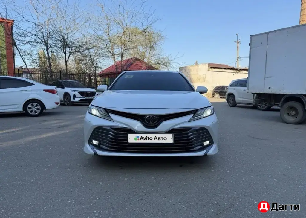 Toyota Camry, 2020 года