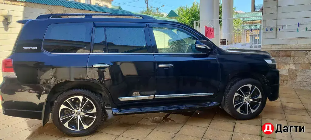 Toyota Land Cruiser, 2021 года