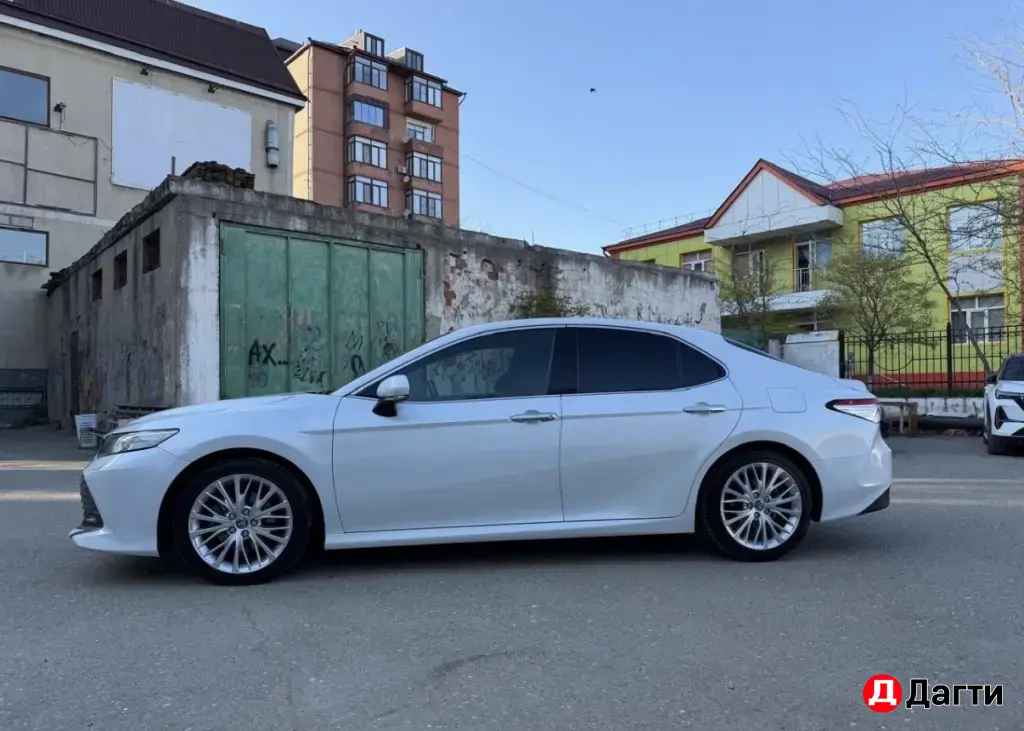 Toyota Camry, 2020 года