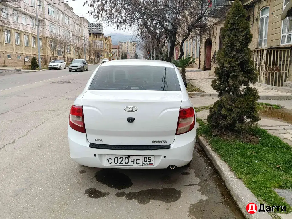 LADA (ВАЗ) Granta, 2013 года