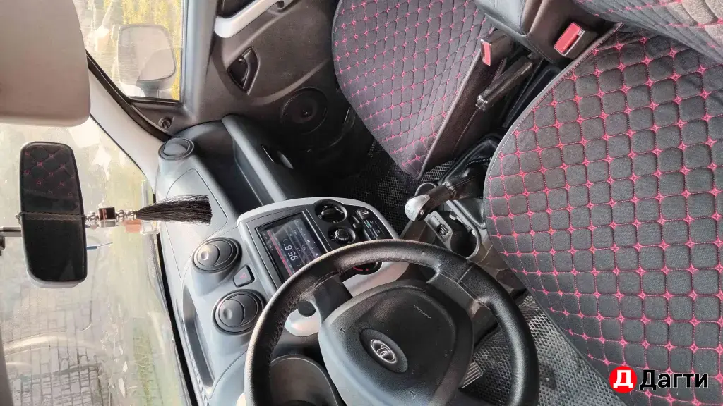 LADA (ВАЗ) Granta, 2012 года