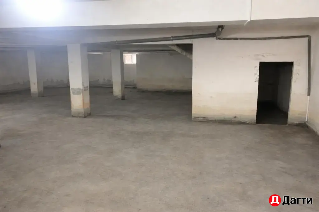 цоколь коммерция 285 квадратов