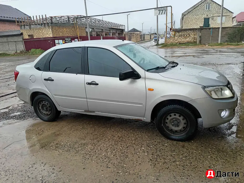 LADA (ВАЗ) Granta, 2017 года