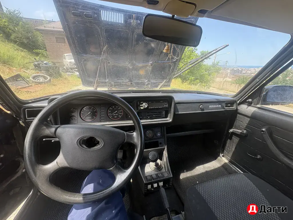 LADA (ВАЗ) 2107, 2011 года