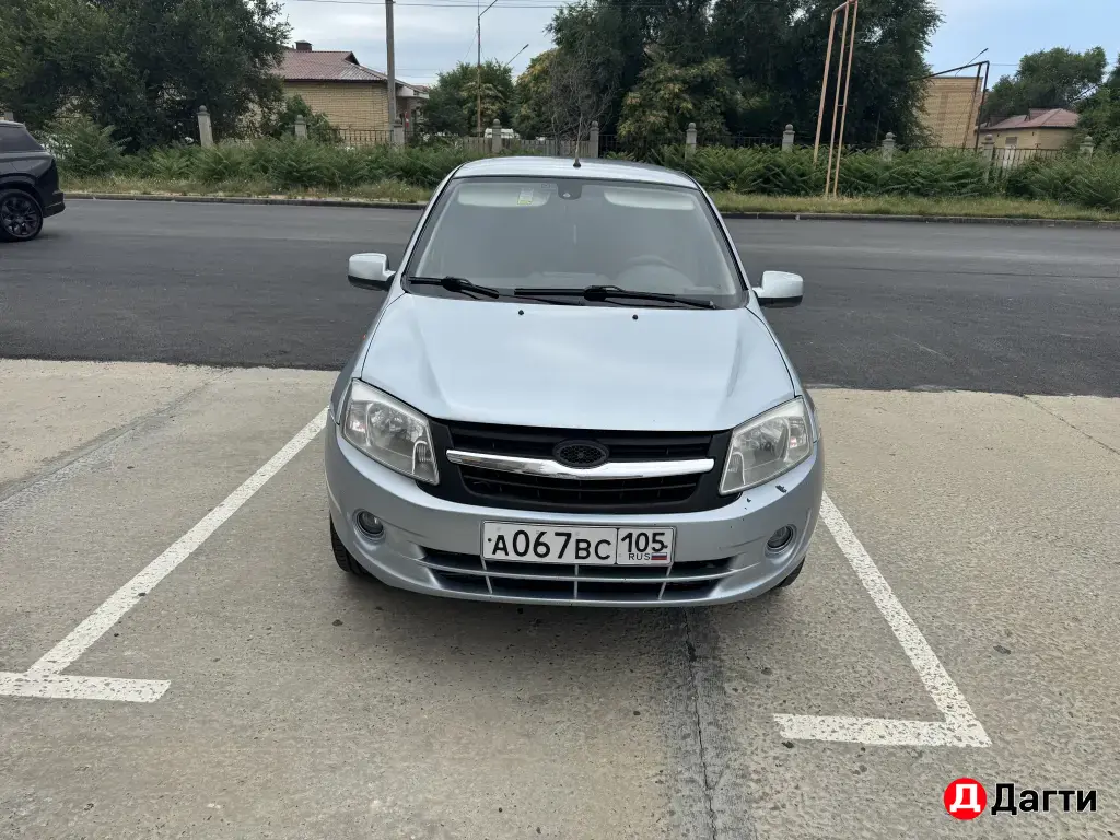LADA (ВАЗ) Granta, 2013 года