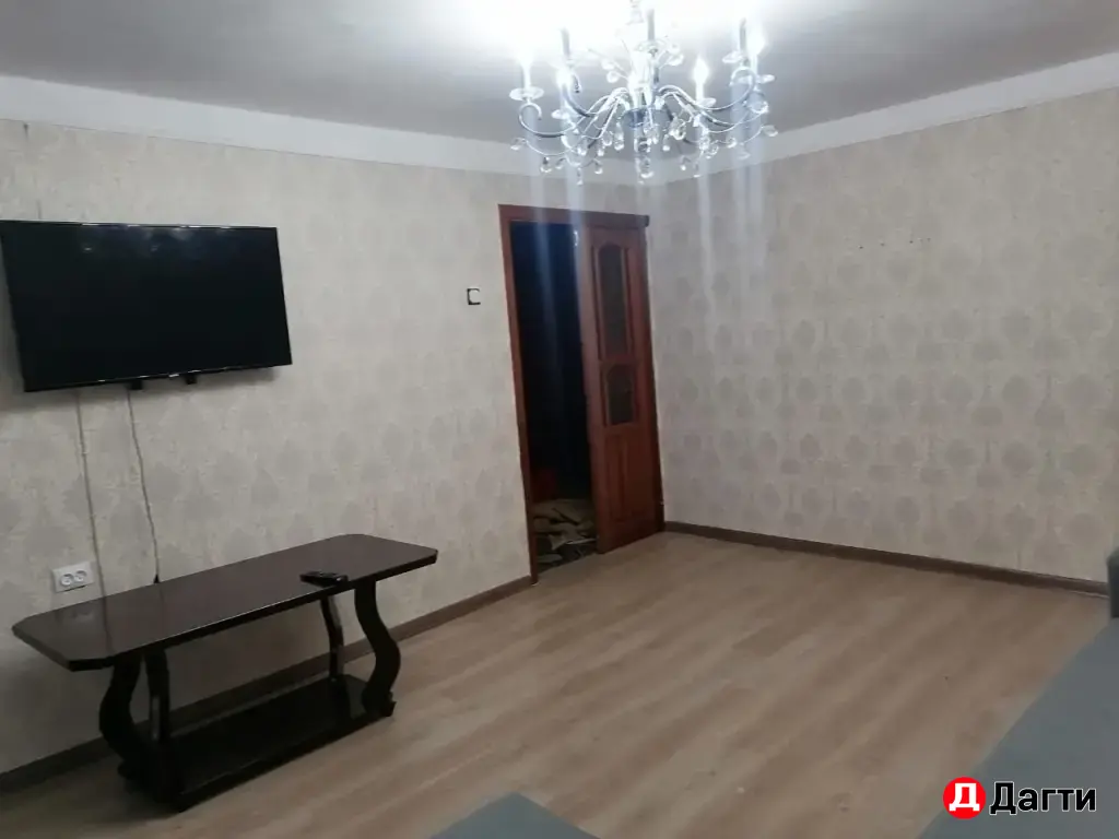 Сдается трёх комнатная квартир