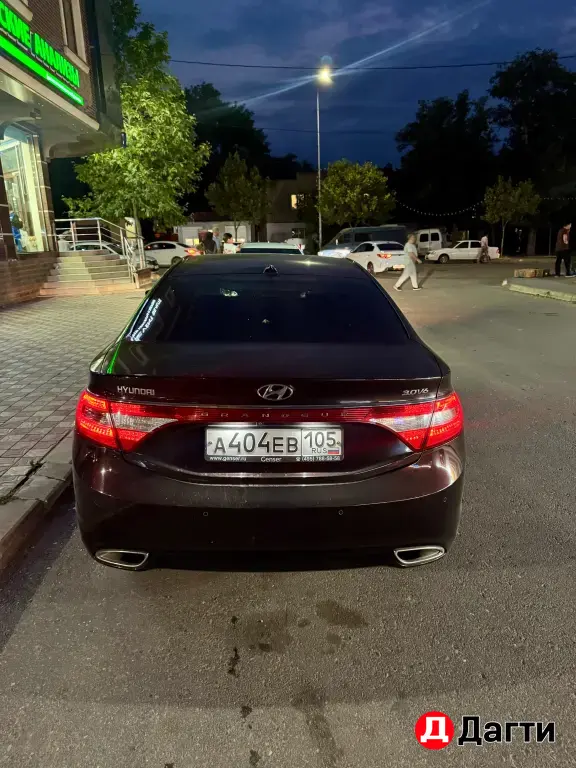 Hyundai Grandeur, 2012 года