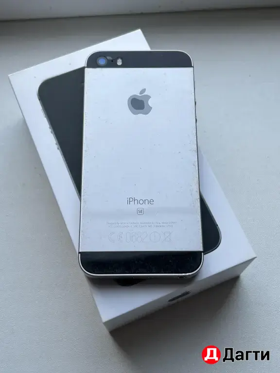 iPhone SE оригинал