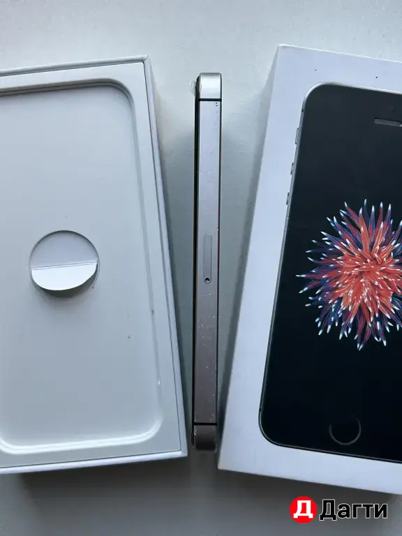 iPhone SE оригинал