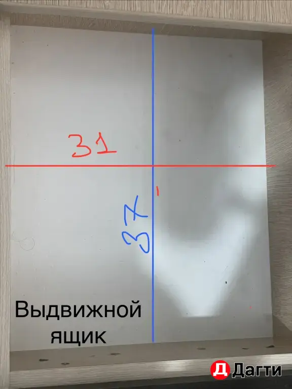 угловой стол с полкой