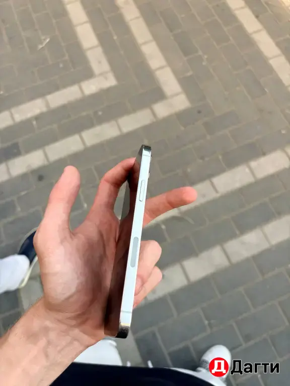 Айфон 12про