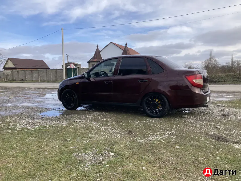 LADA (ВАЗ) Granta, 2012 года