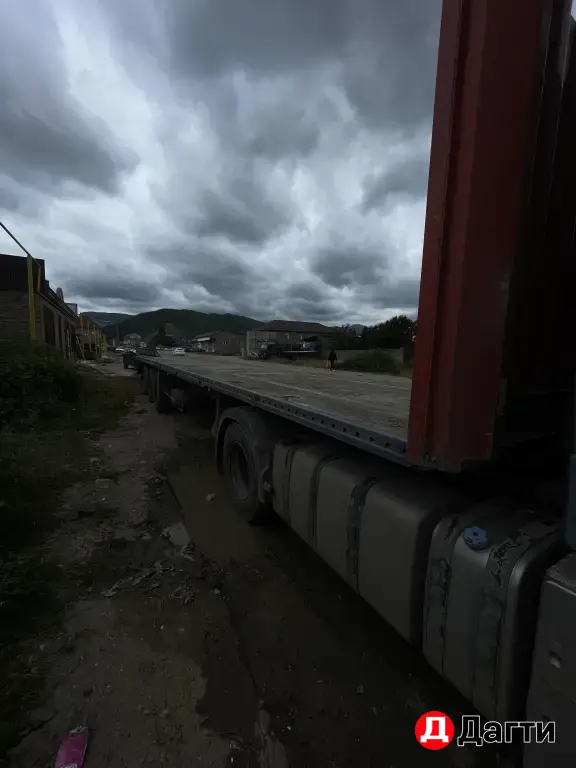 тягач-полуприцеп