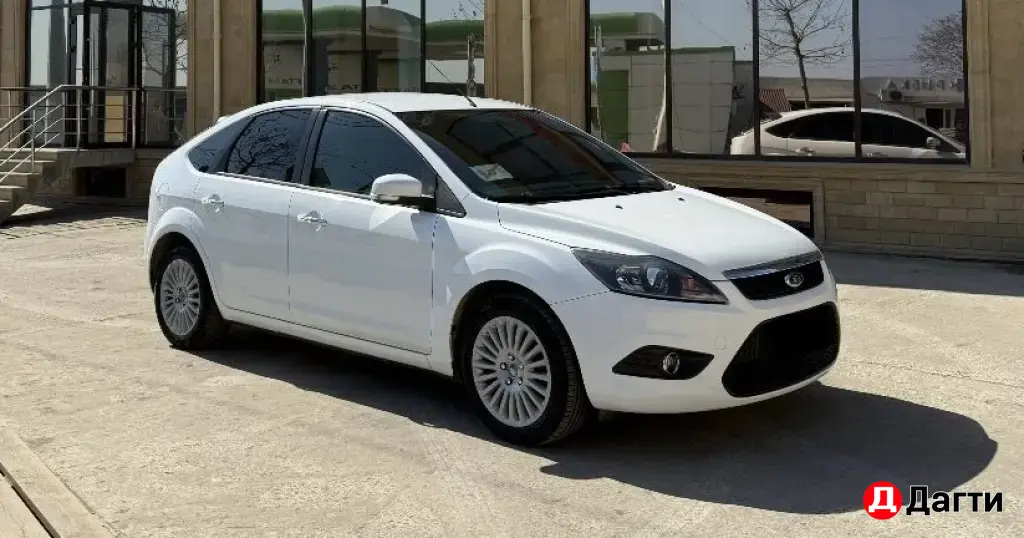 Ford Focus, 2010 года