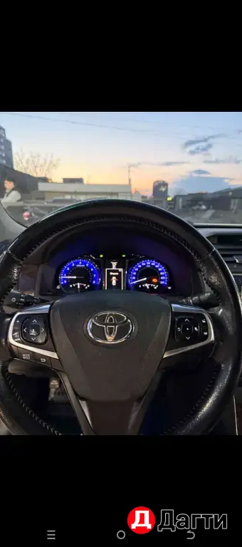 Toyota Camry, 2017 года