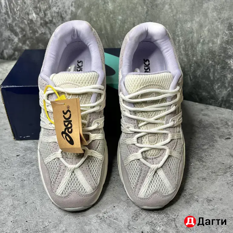Кроссовки ASICS